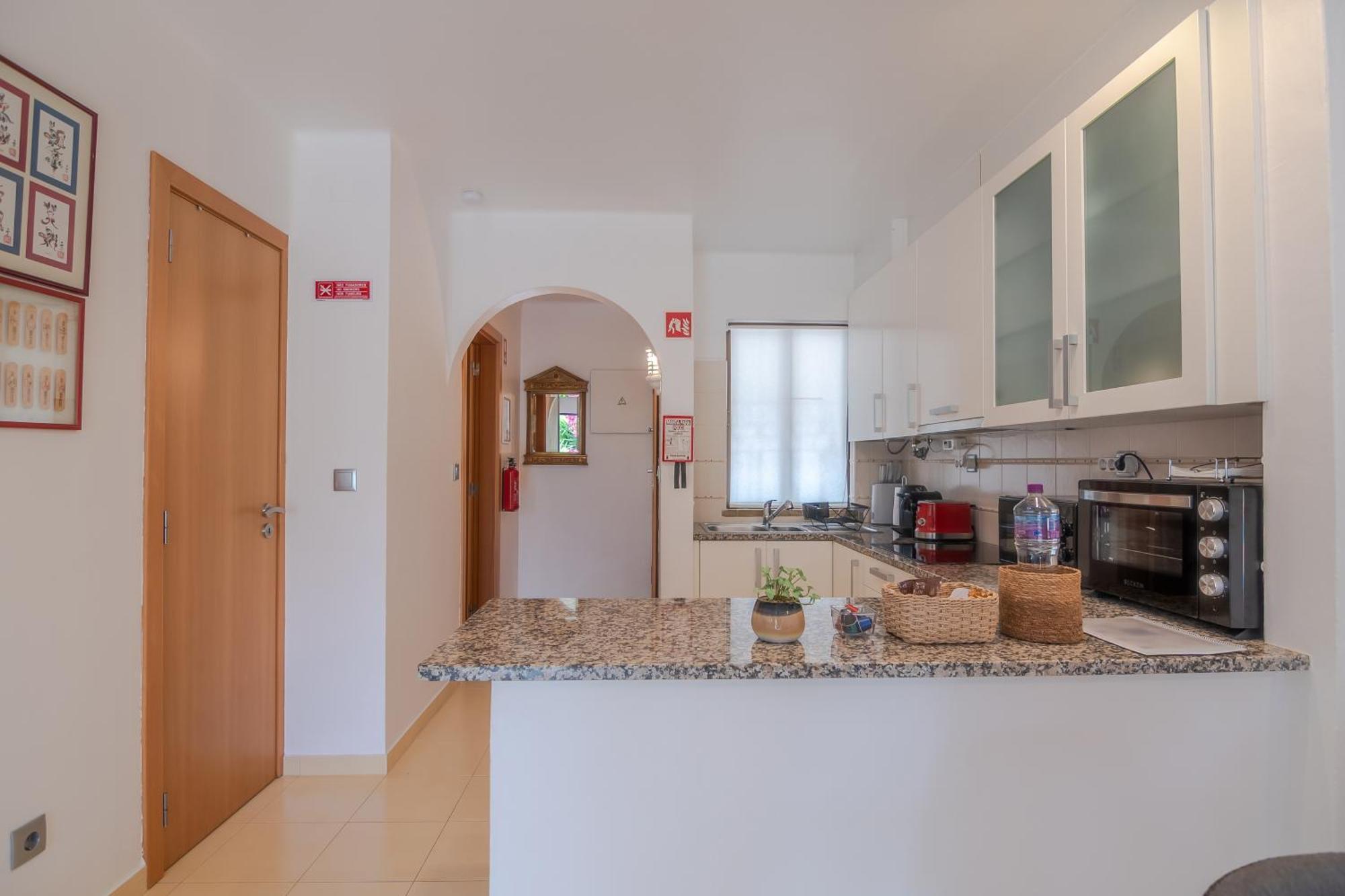 Seacoast Retreat With Pool And Beach Access By Drago Rentals Албуфейра Екстериор снимка
